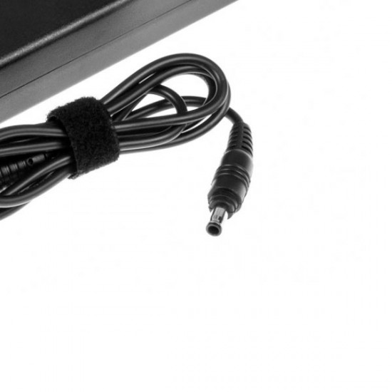 Polnilec za prenosnik AD21 / PA70 / 19V 4.74A / 5.5x3.0mm+PIN SAMSUNG Polnilec za prenosnik AD21 / PA70 / 19V 4.74A / 5.5x3.0mm+PIN SAMSUNG
