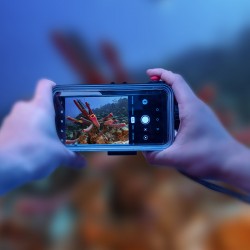 Active Pro Univerzalni Bluetooth vodoodporen ovitek Dive Pro za pametne telefone do 6,9 palca Active Pro Univerzalni Bluetooth vodoodporen ovitek Dive Pro za pametne telefone do 6,9 palca